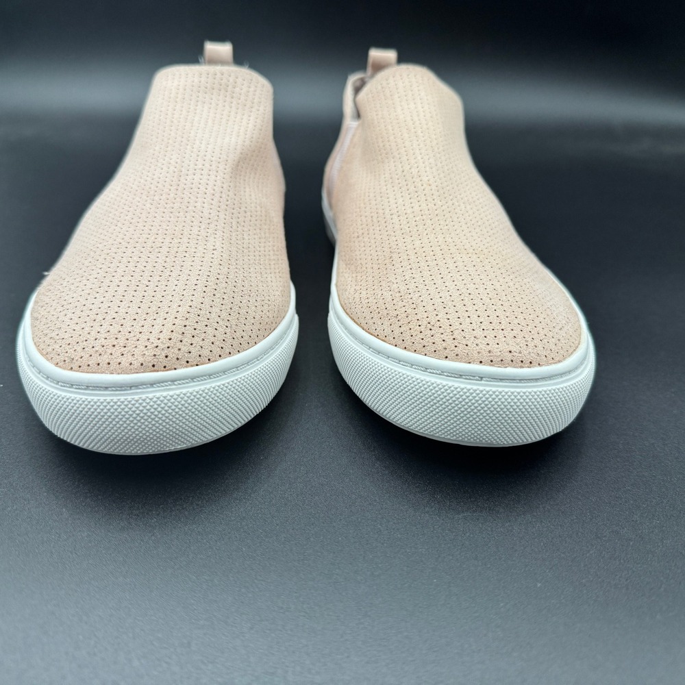 Steve Madden Women's Janzer Slip On Sneakers Pink Suede Perforated Size 10 - Picture 2 of 8